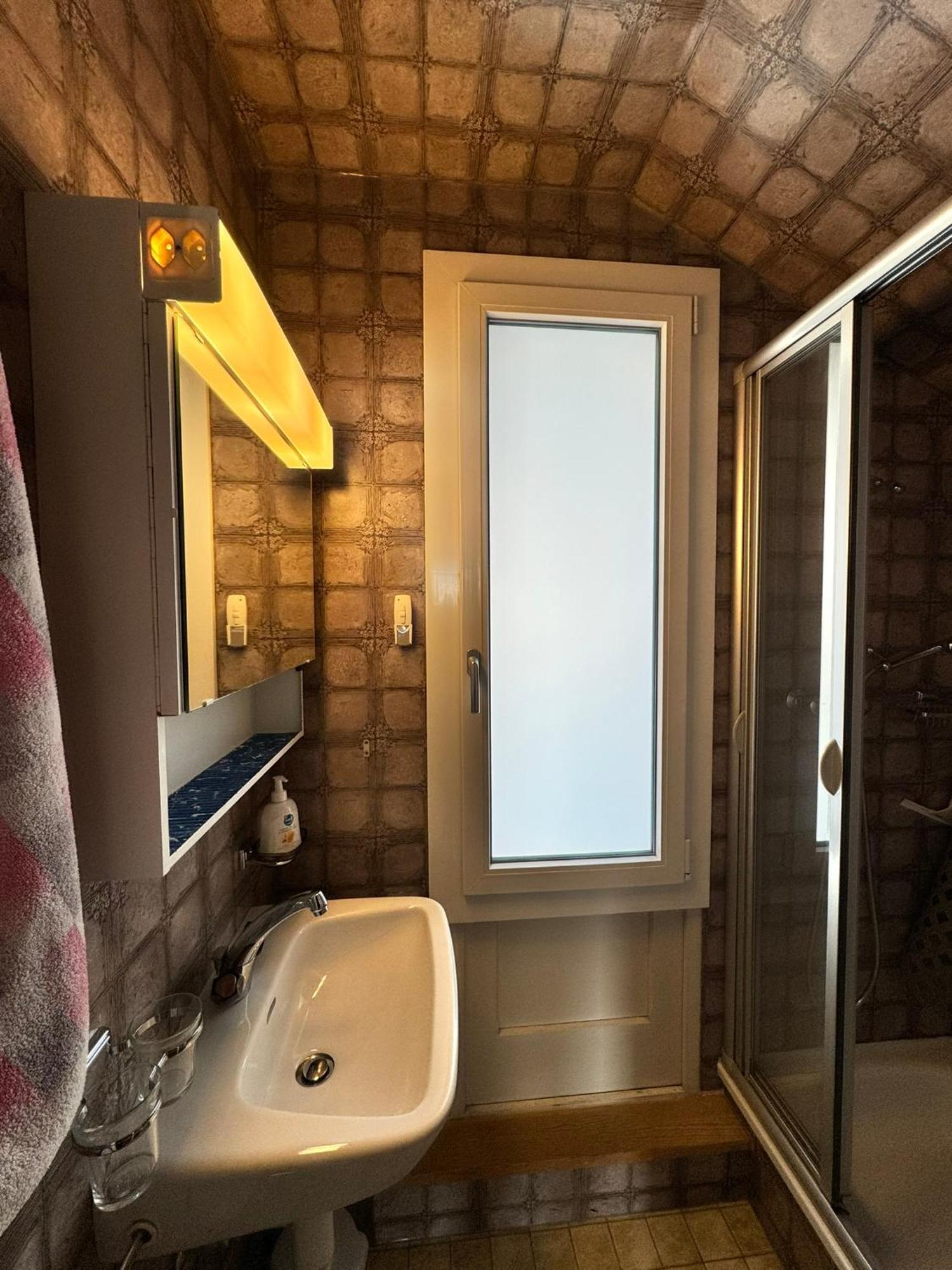 Burgheim Siesta Apartment Oberhofen Екстериор снимка